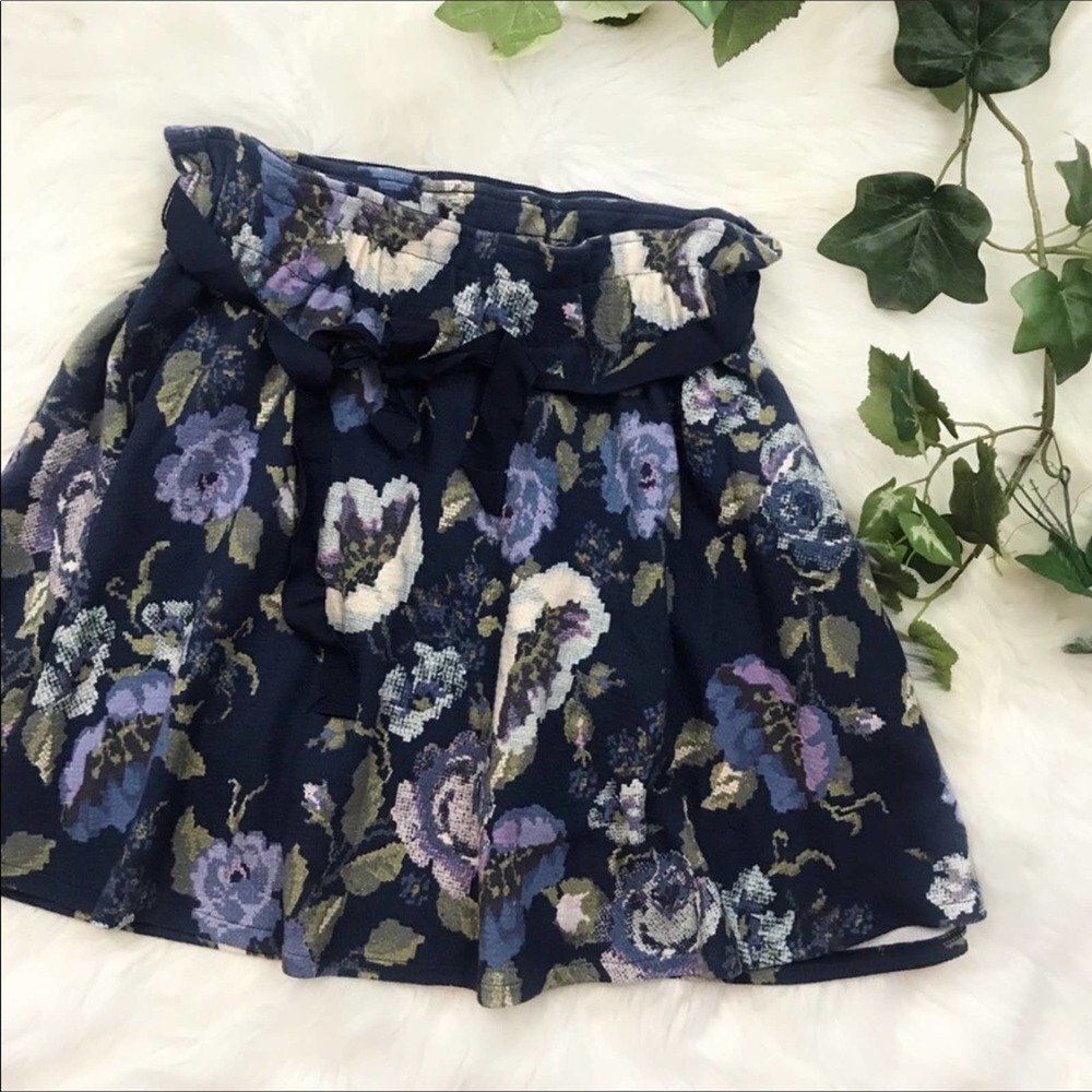 Lauren Conrad Floral Mini with Waist Bow Small